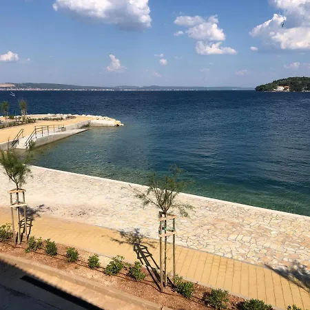 Διαμέρισμα Eva