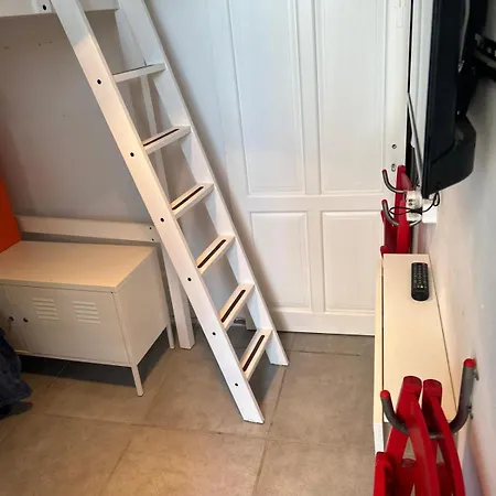 Eva Apartman Kali