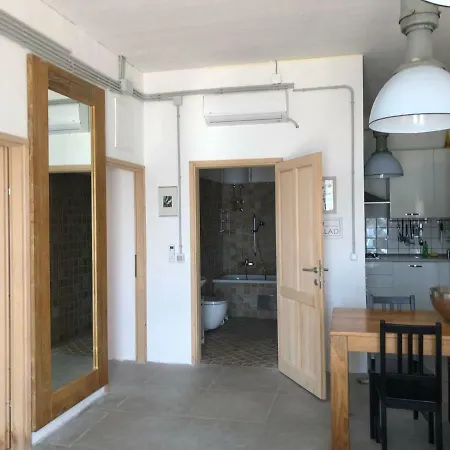 Apartman Eva *